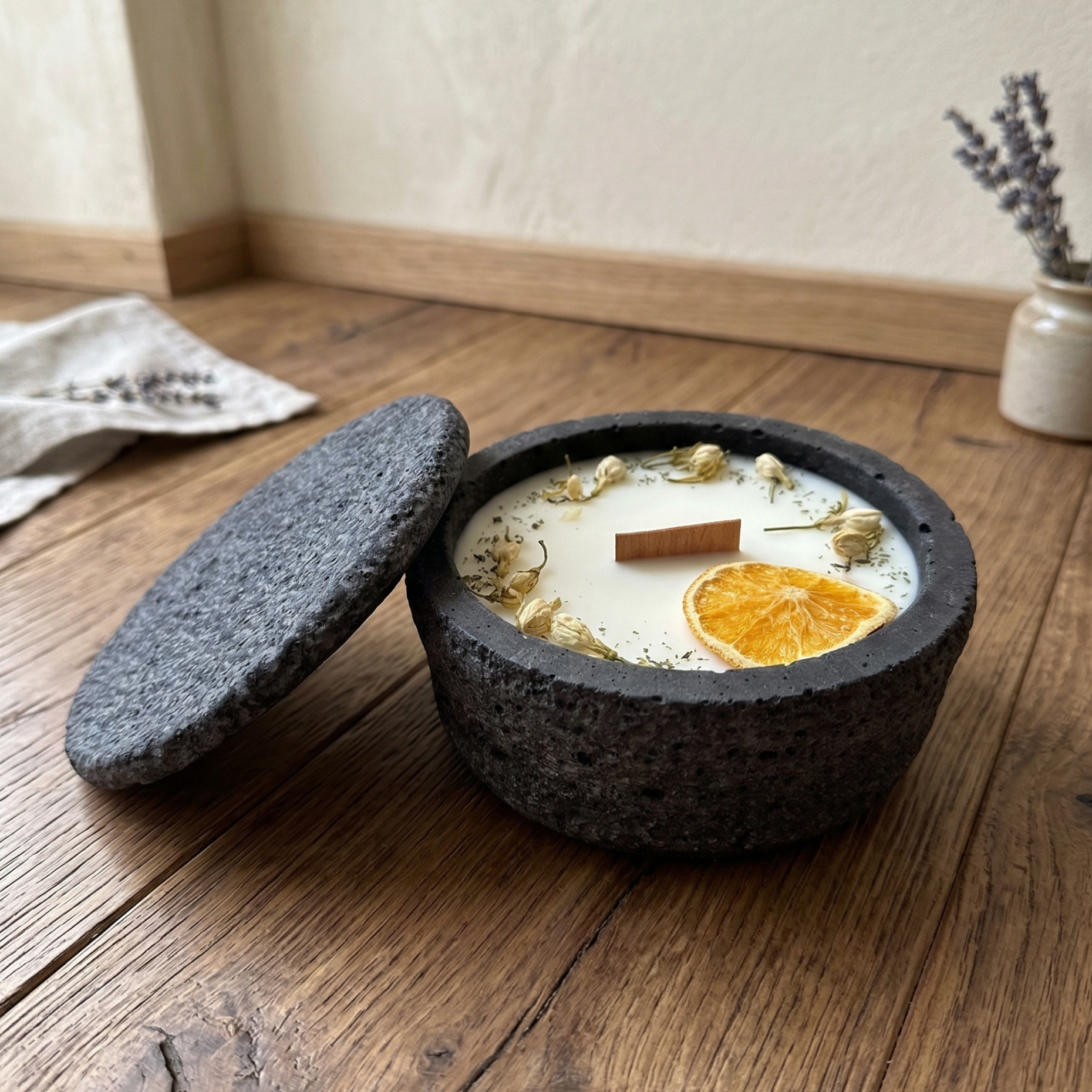 Betonkerze mit Deckel & Holzdocht | Citronella Duft | 285g Sojawachs